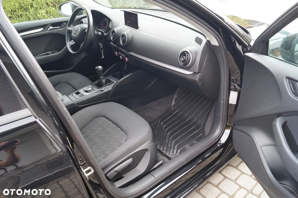Audi A3 Sportback 1.4 TFSI Ambition - 23