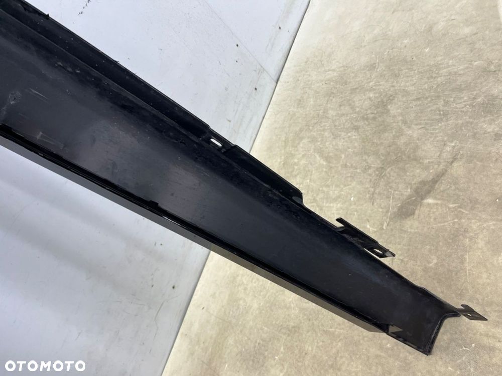 Listwa progowa BMW 2 F46 Gran Tourer 14-22r. PRAWA nakładka progu zewnętrzna prawy próg 7318852 - 13