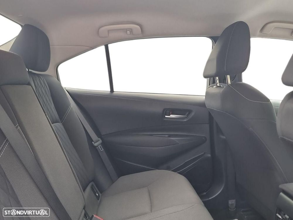 Toyota Corolla 1.8 Hybrid Exclusive - 8