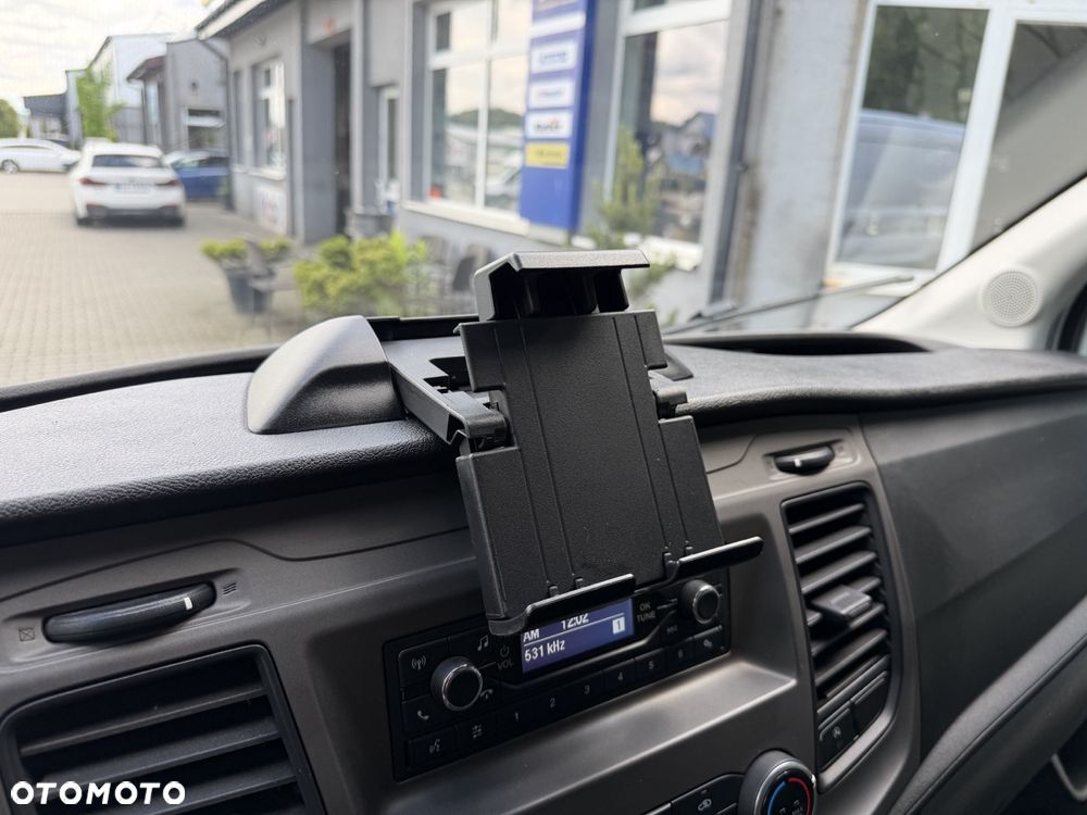 Ford Transit - 15