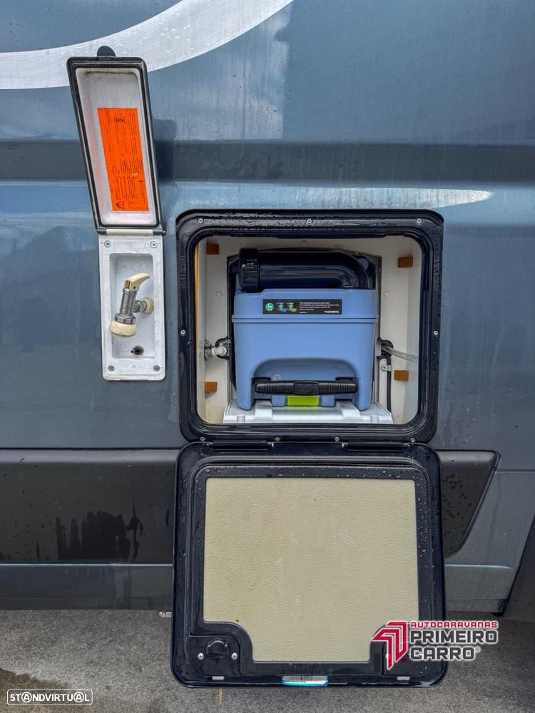 Pössl Summit 640 Prime Automática - 17