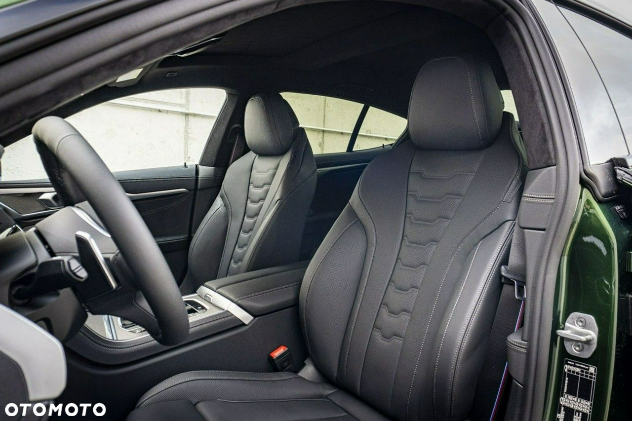 BMW Seria 8 - 10