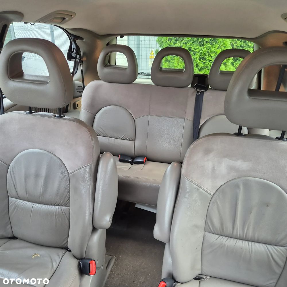 Chrysler Grand Voyager - 8