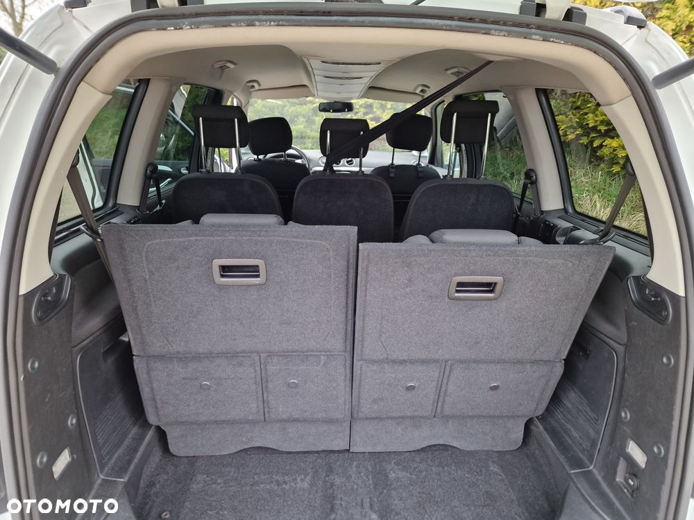 Ford Galaxy 2.0 TDCi Titanium - 8