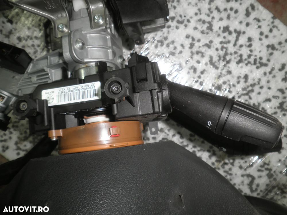 Bloc manete semnalizare , stergator, cruise control Alfa Romeo Giulietta 01561013040