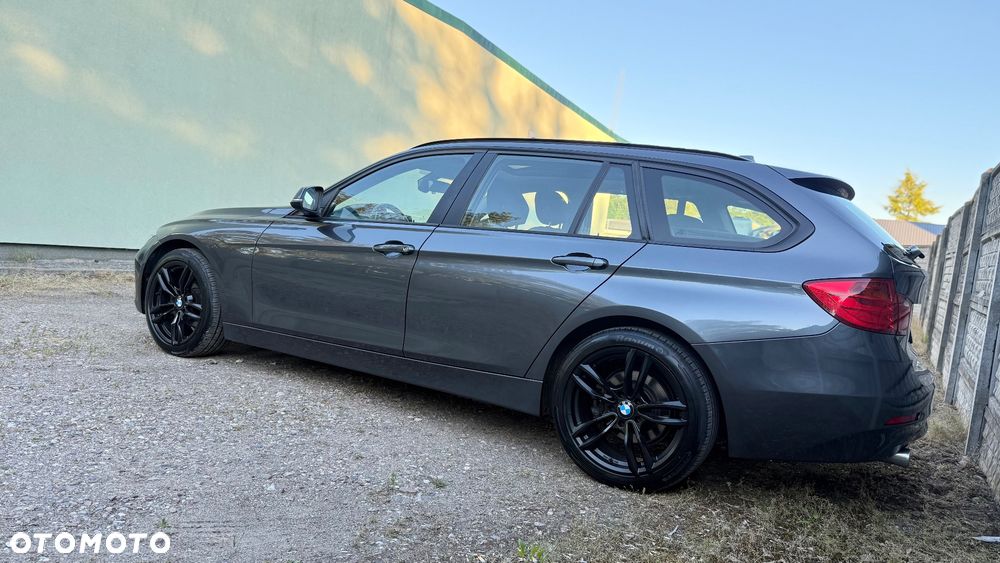 BMW Seria 3 - 35