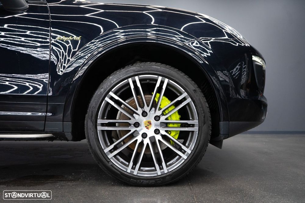 Porsche Cayenne S E-Hybrid Platinum Edition - 11