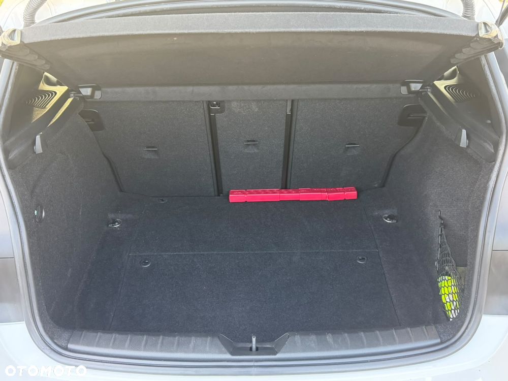 BMW Seria 1 116d - 13