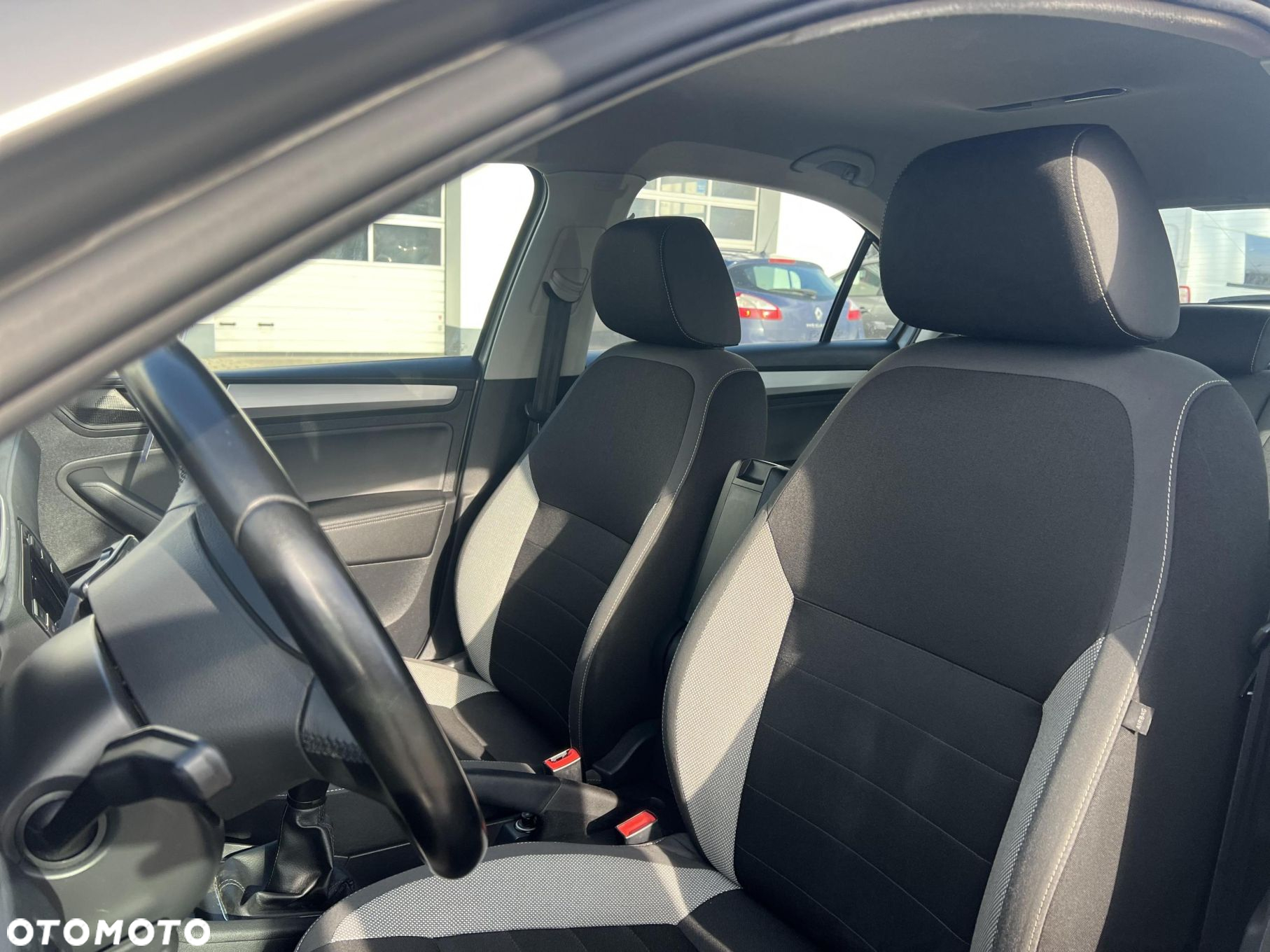 Skoda RAPID 1.0 TSI Style - 11