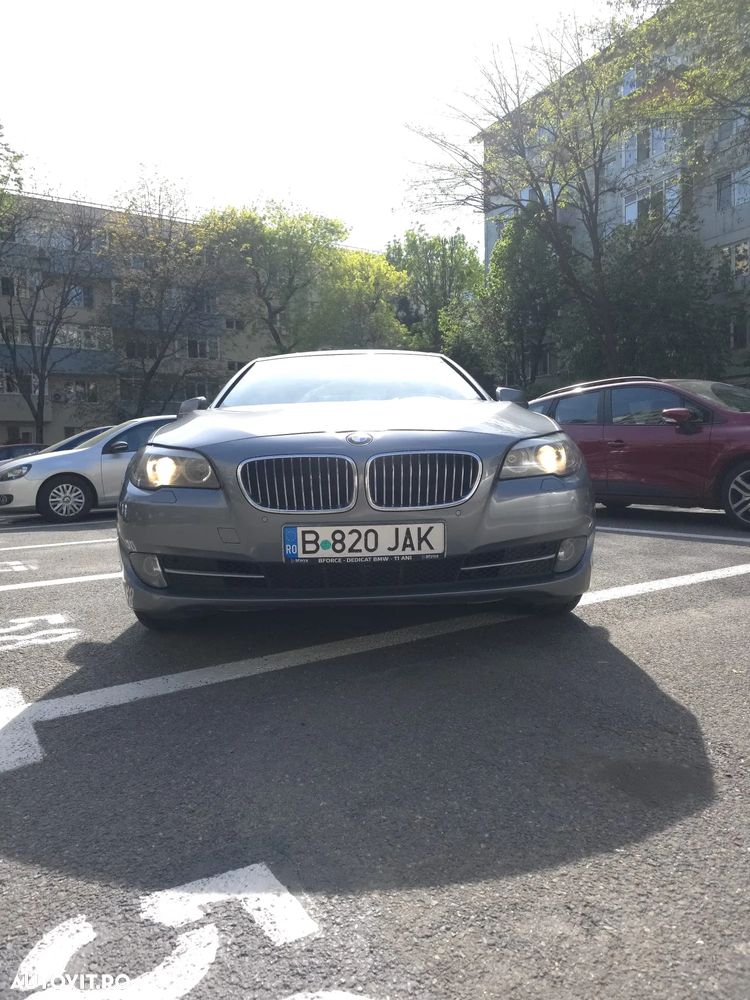 BMW Seria 5 520d Aut. Modern Line - 3