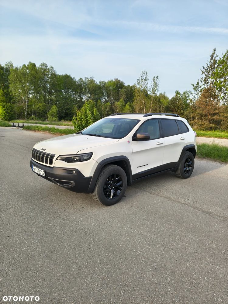 Jeep Cherokee - 10
