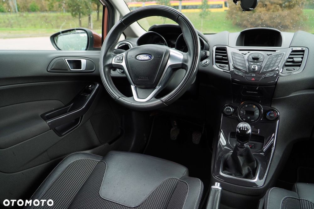 Ford Fiesta 1.0 EcoBoost Titanium ASS - 9