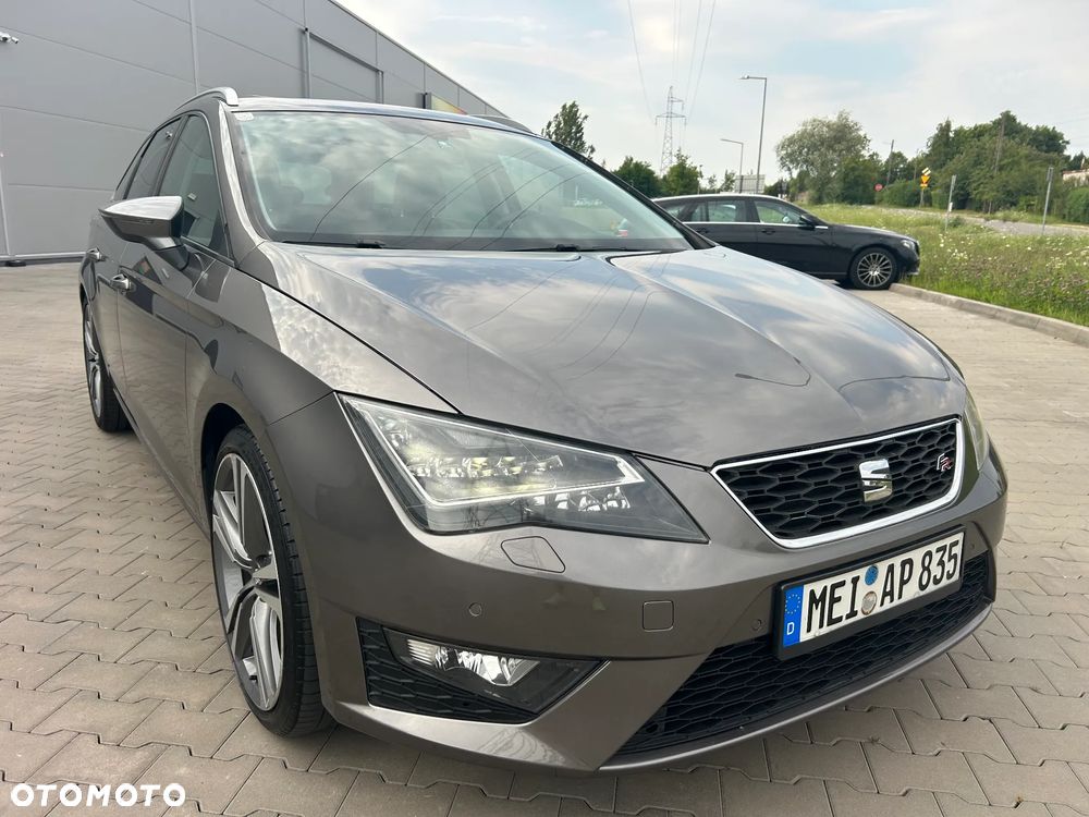 Seat Leon 2.0 TDI DPF Ecomotive FR - 5