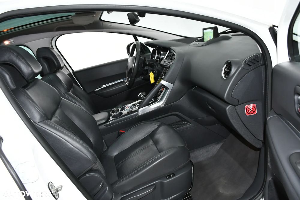 Peugeot 3008 Hybrid4 88g - 6