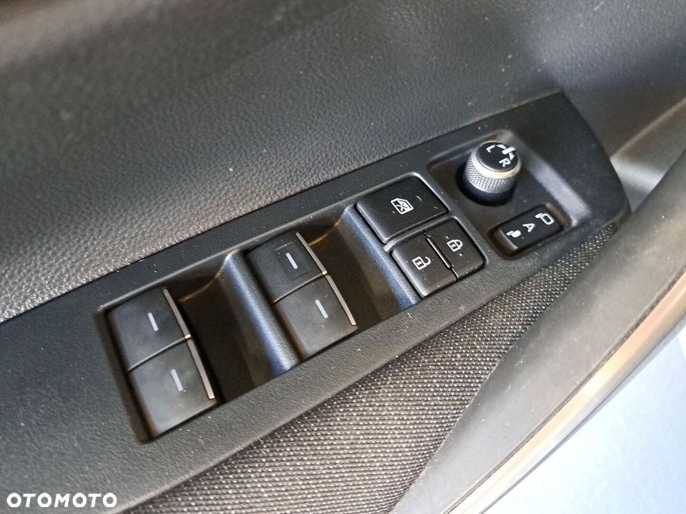 Toyota Corolla 1.8 Hybrid Comfort - 36