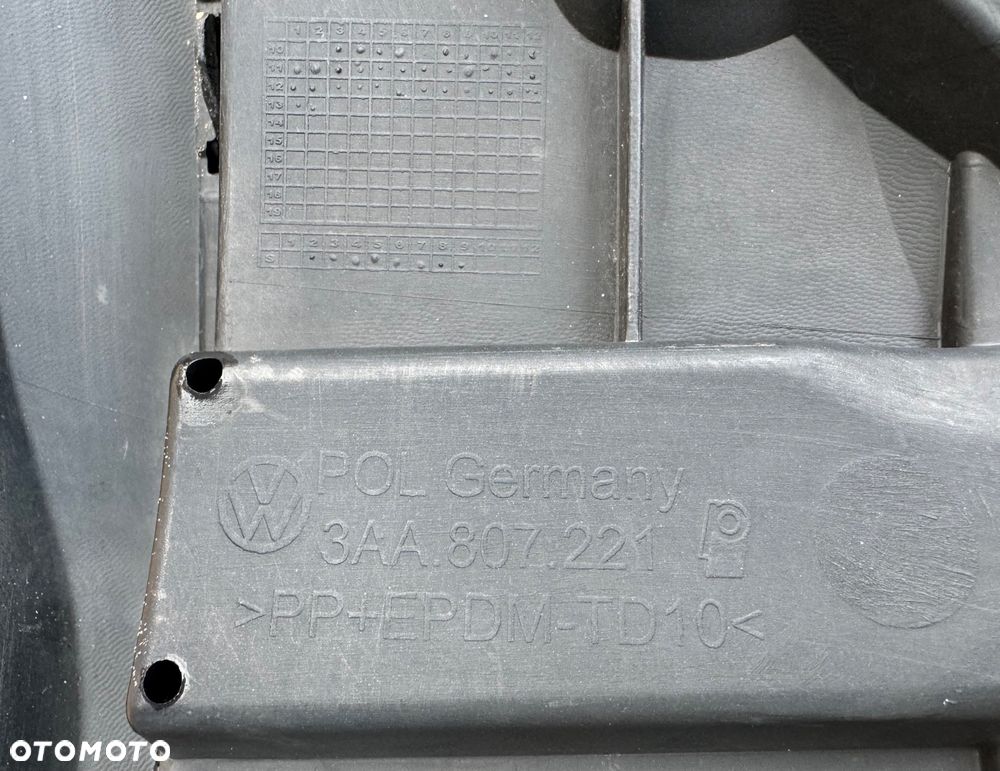 ZDERZAK PRZÓD PRZEDNI VW VOLKSWAGEN PASSAT B7 HIGH-LINE 4PDC KRATKA 3AA807221 ORYGINAŁ - 11