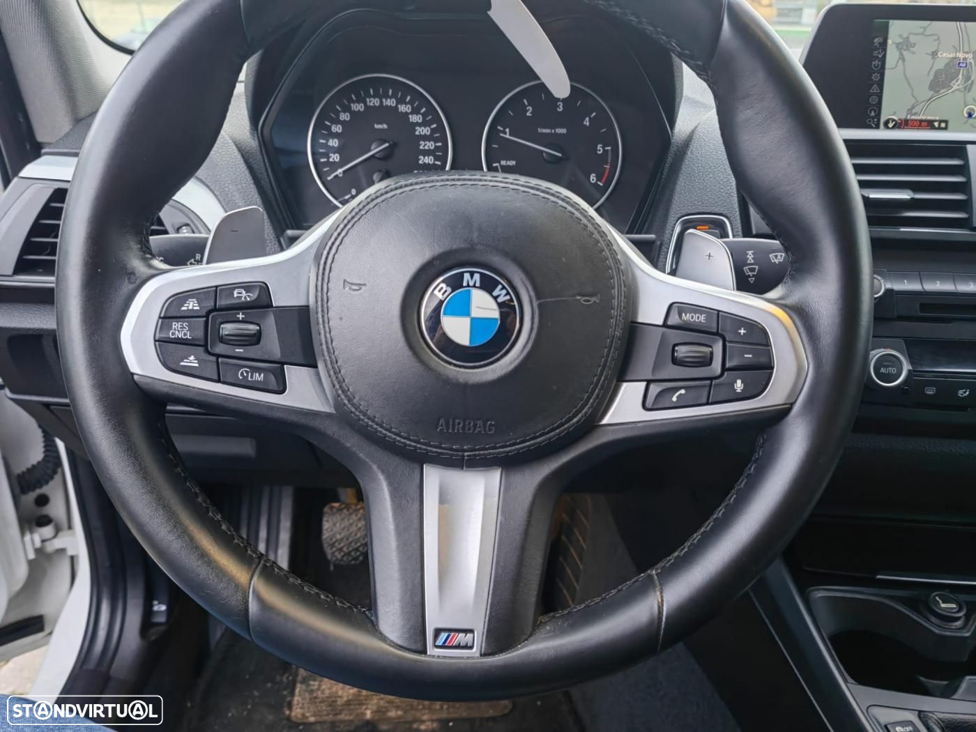 BMW 118 d Pack M - 14