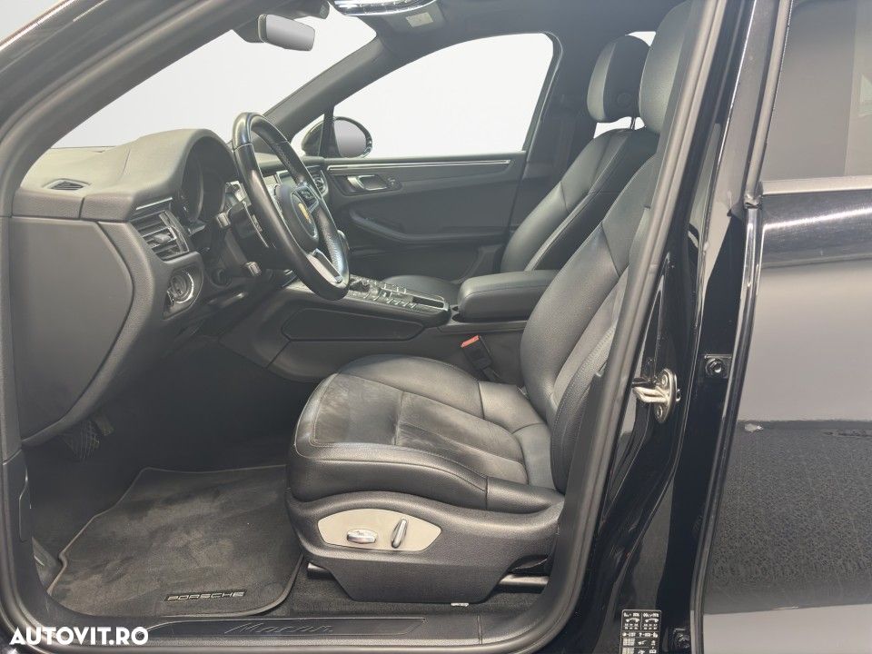 Porsche Macan Standard - 11