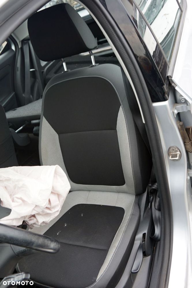 FOTEL PRZEDNI LEWY FABIA III NJ3 5D HB  SKODA 2014-2018 - 1