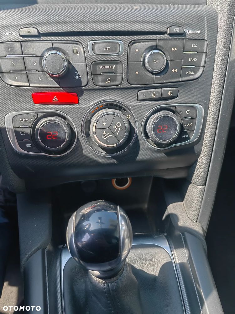 Citroën DS4 BlueHDi 120 Urban Show - 11