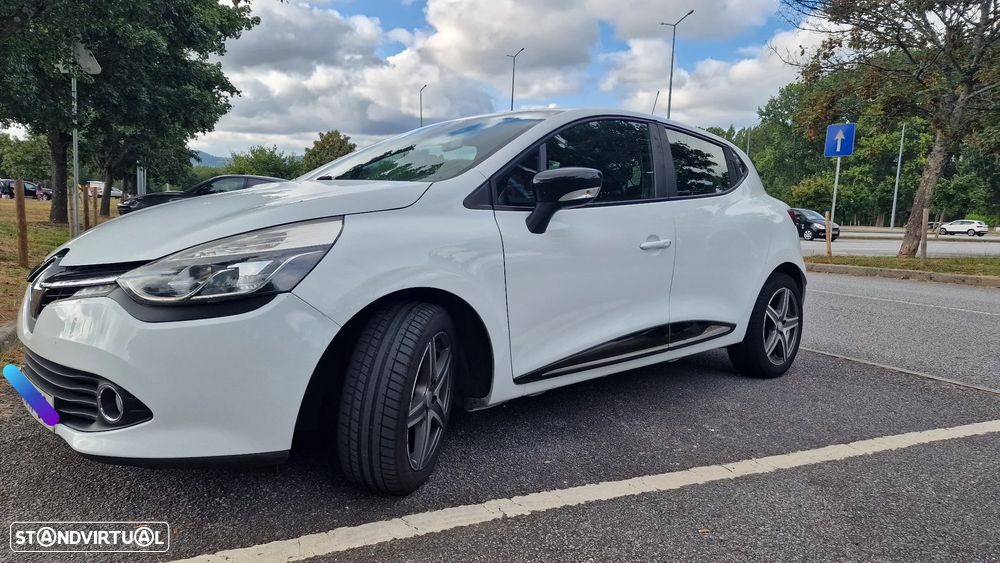 Renault Clio - 1
