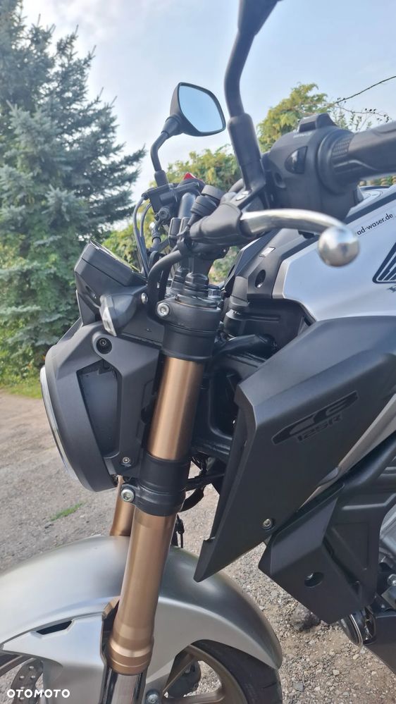 Honda CB - 32