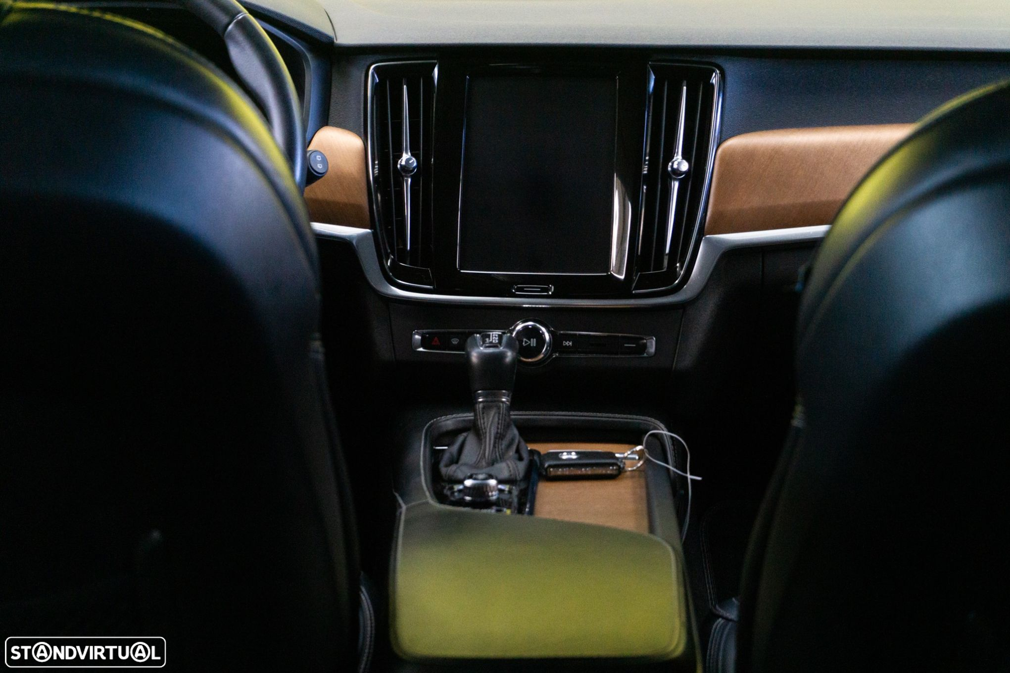 Volvo V90 2.0 D4 Inscription Geartronic - 25