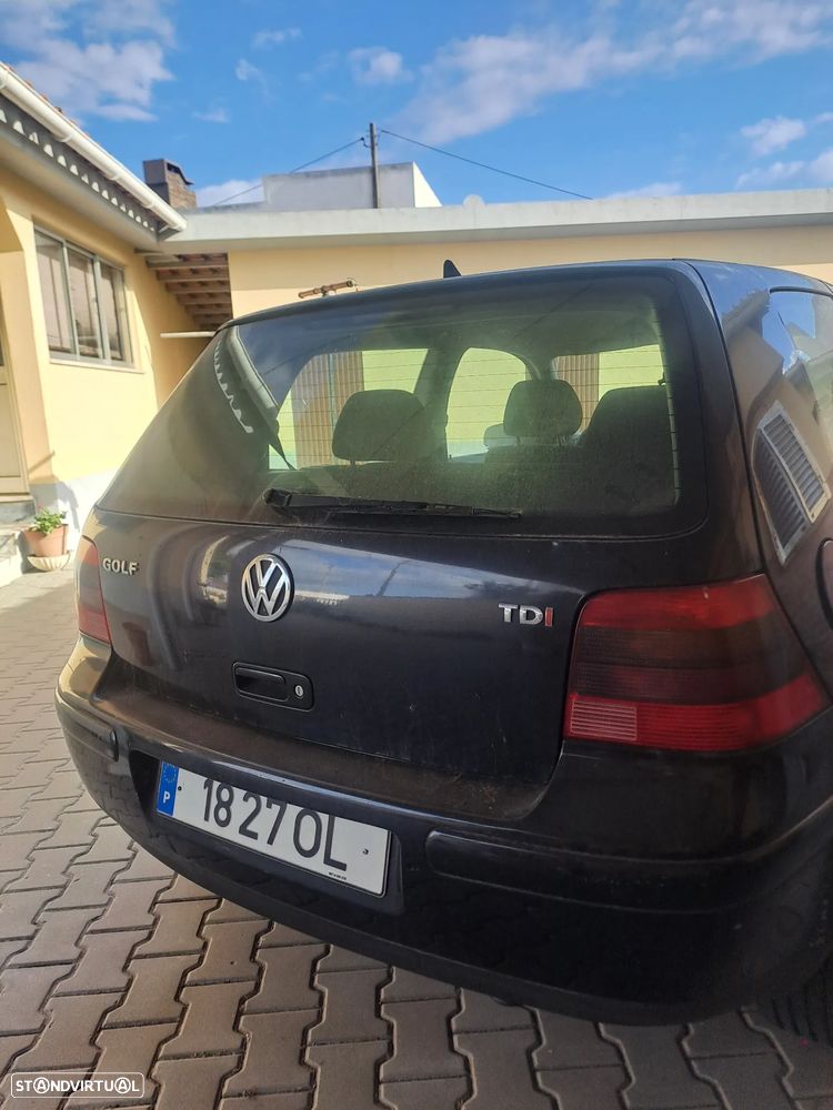 VW Golf 1.9 TDi Highline - 3
