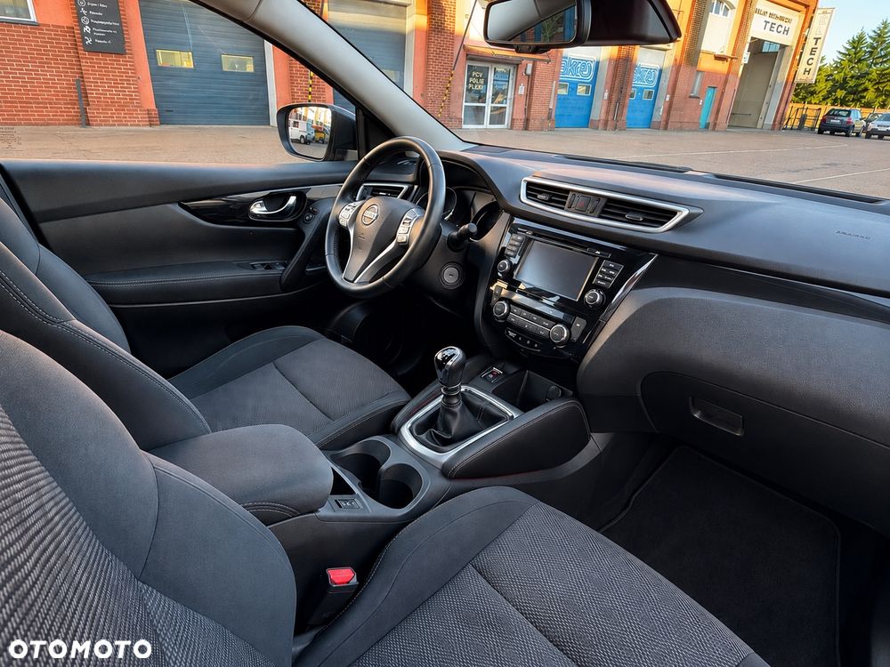 Nissan Qashqai 1.2 DIG-T N-Connecta - 15