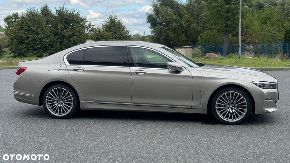 BMW Seria 7 750Li xDrive - 7