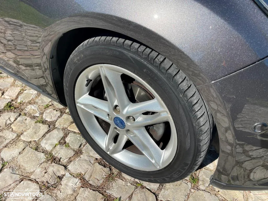 Ford Focus SW 1.5 TDCi Titanium - 10