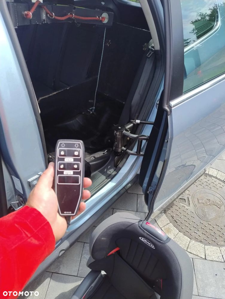 Volkswagen Passat 2.0 TDI Comfortline DSG - 10