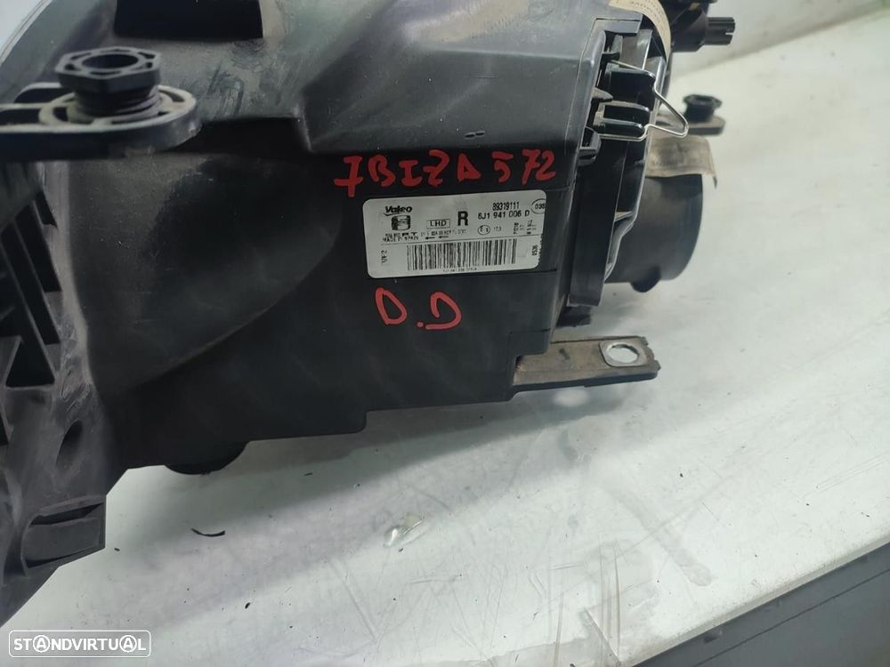 FAROL DIREITO SEAT IBIZA III 2012 - 4