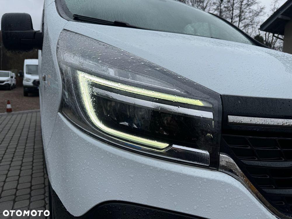 Renault Trafic - 26