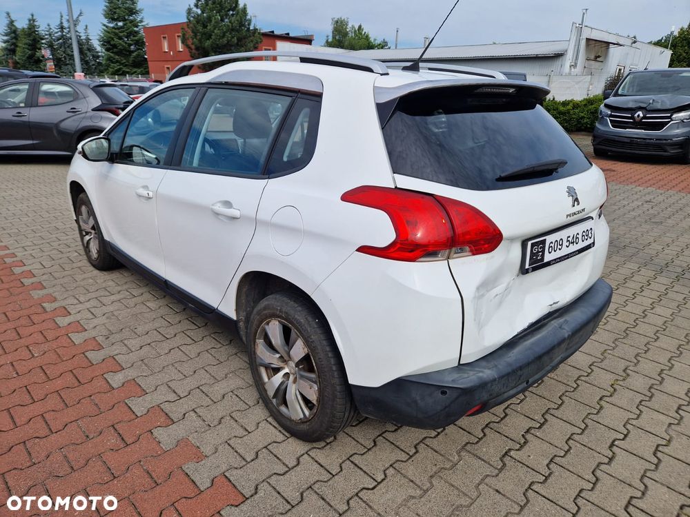 Peugeot 2008 1.2 Pure Tech Style - 4