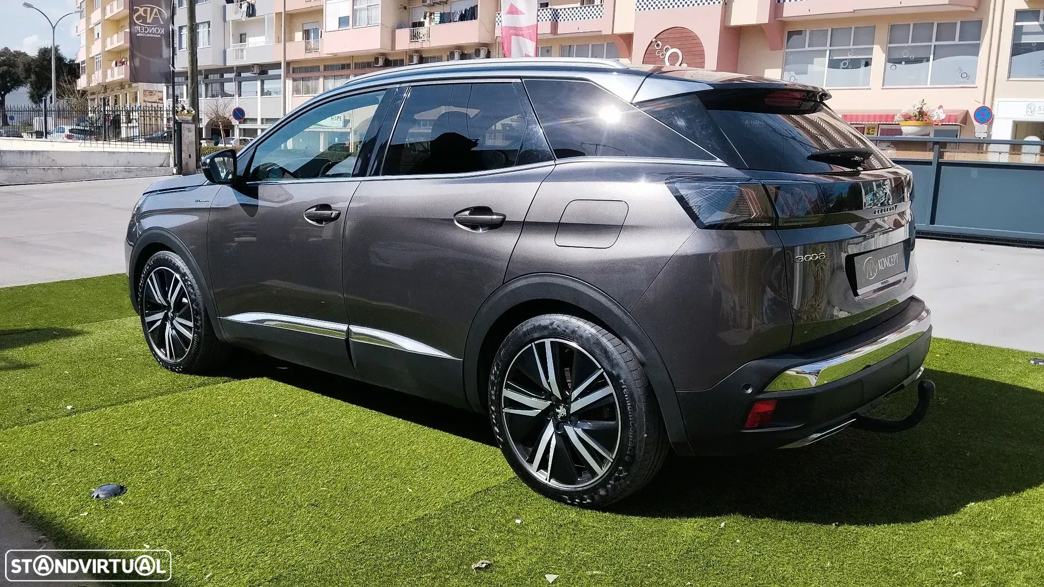 Peugeot 3008 1.6 Hybrid4 GT e-EAT8 - 6