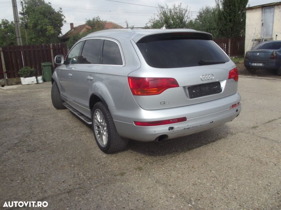 Dezmembrez Audi Q7 S Line motor 3.0 CAS cutie automata jante full - 2