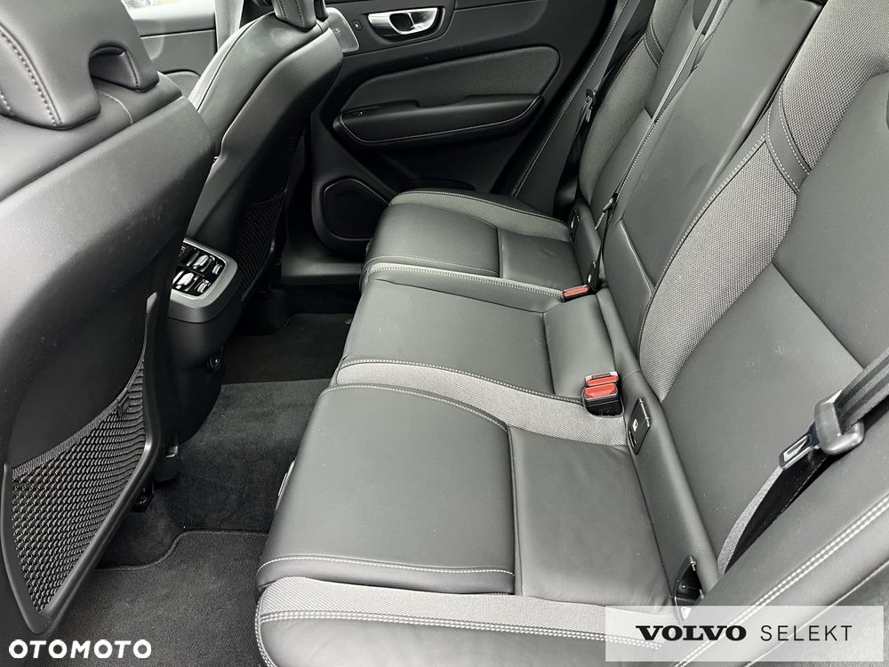 Volvo XC 60 - 32