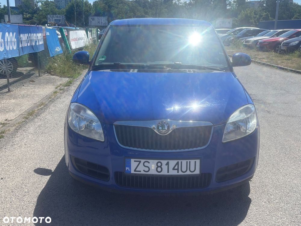 Skoda Fabia 1.2 HTP STYLE EDITION - 6
