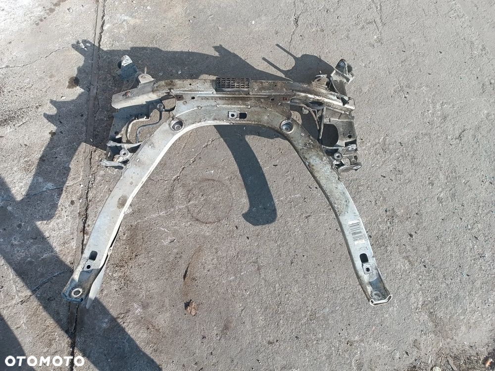 BMW E60 LIFT 2.0 D N47 SANKI WÓZEK PRZEDNI POD SILNIK TRAWERS - 1