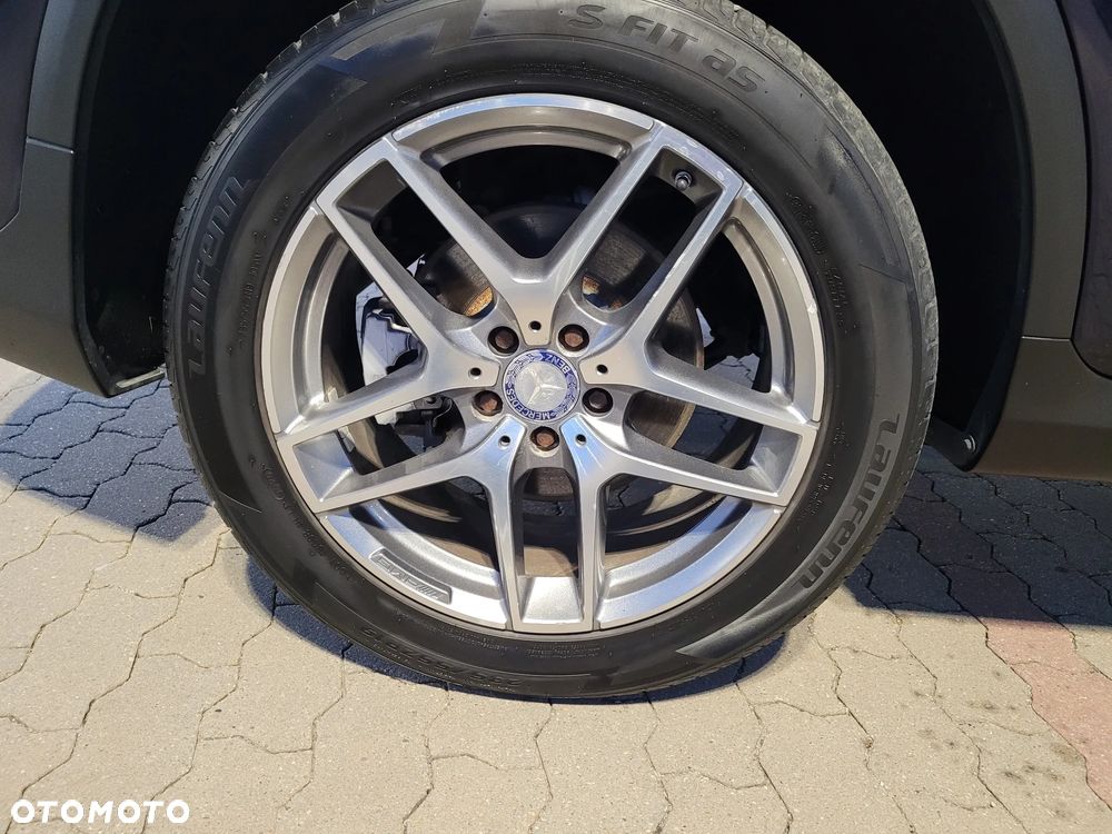 Mercedes-Benz GLC 300 4-Matic - 9