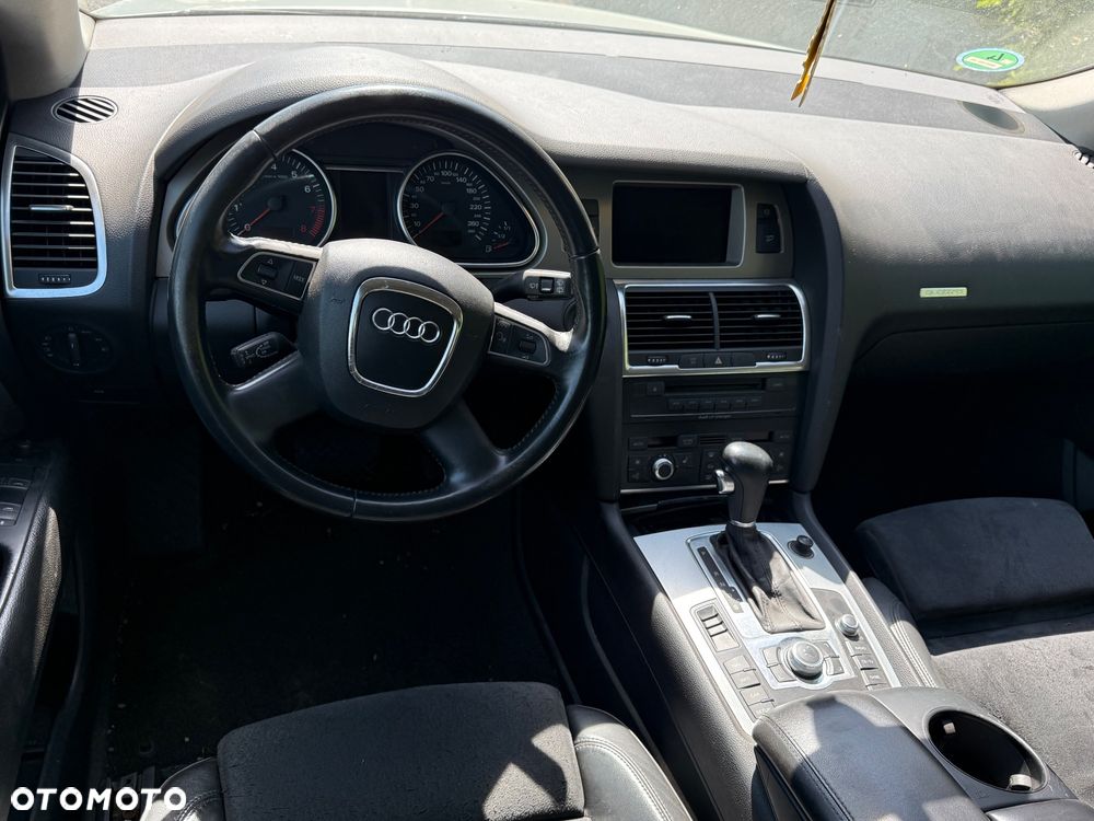Audi Q7 - 12