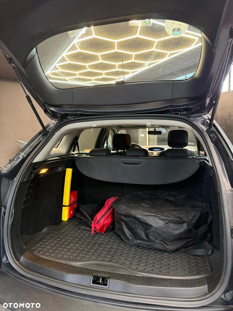 Renault Megane 1.6 16V Authentique Euro5 - 8