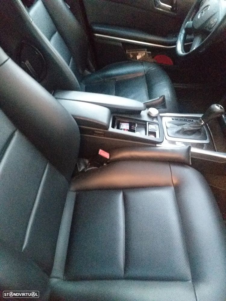 Mercedes-Benz E 200 CDi Elegance BlueEfficiency Auto - 10
