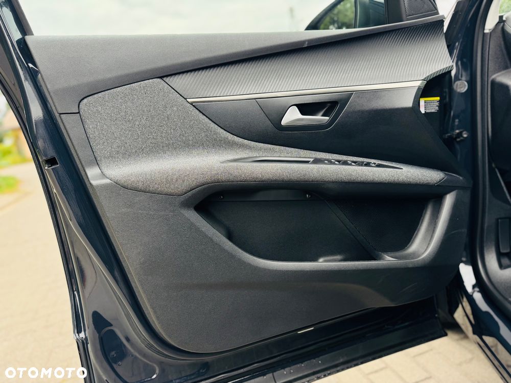 Peugeot 3008 BlueHDi 130 Stop & Start EAT8 Allure - 39