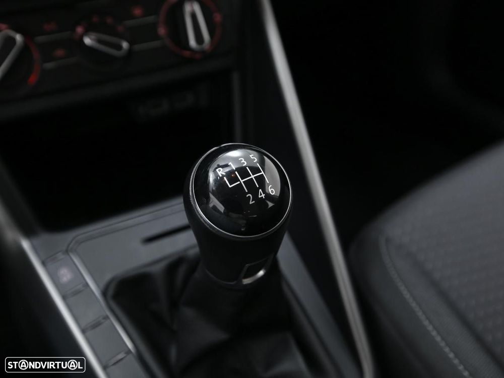 VW Polo - 24