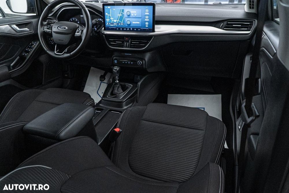 Ford Focus 1.0 EcoBoost Titanium - 3