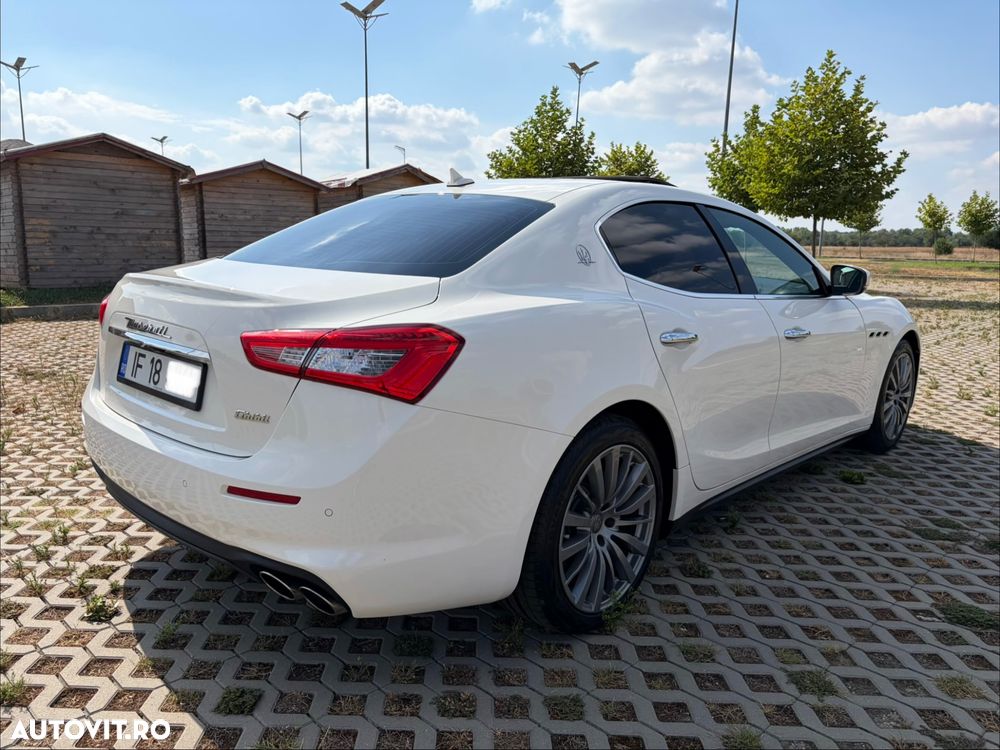 Maserati Ghibli GranLusso - 8