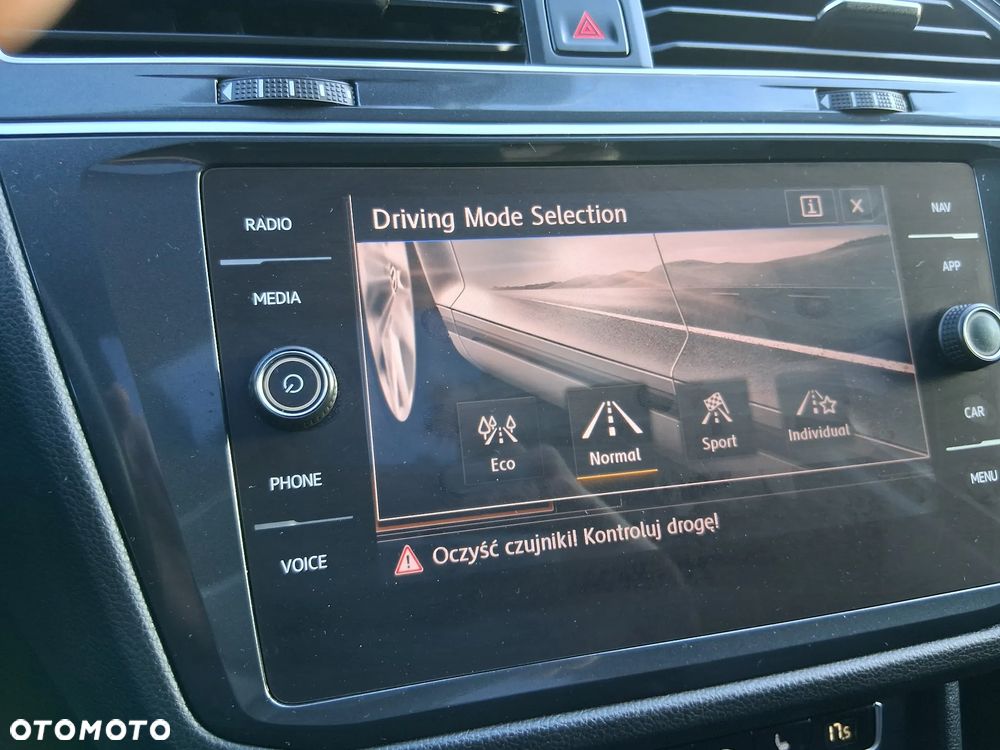 Volkswagen Tiguan 1.5 TSI OPF DSG R-Line - 24