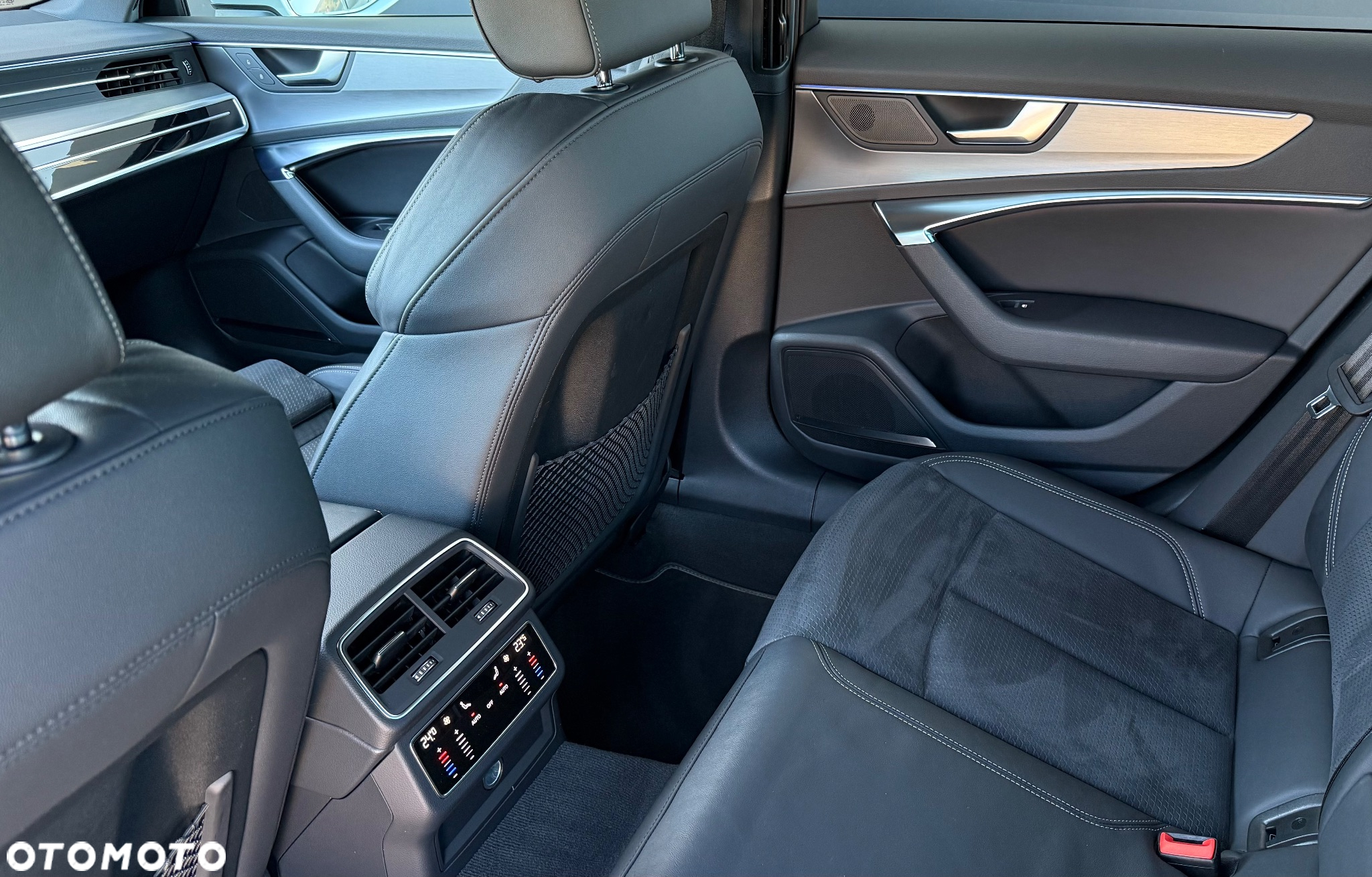 Audi A6 55 TFSI e quattro S tronic S line - 36